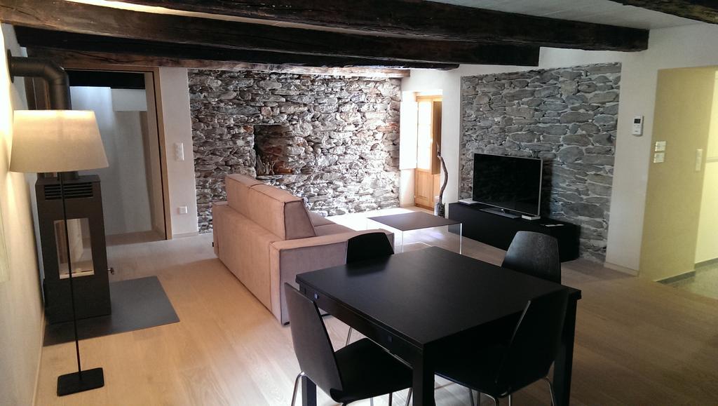 Corte Delle Camelie Gambarogno Room photo